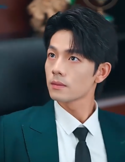 Dalam Jebakan Hasrat