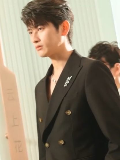 Dari RSJ ke Panggung Dunia