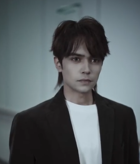 Menemanimu Tenggelam dalam Cinta