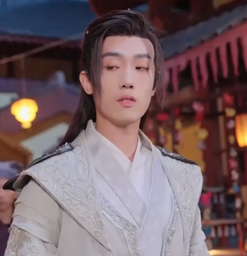 Perceraian yang Disesali Permaisuri