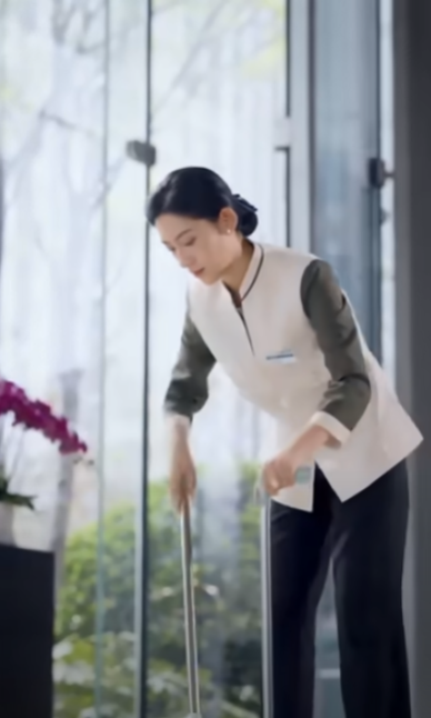 Perusahaan hampir bangkrut, tapi pembersih bantu CEO hasilkan $10B dalam 3s, CEO lamar dia.