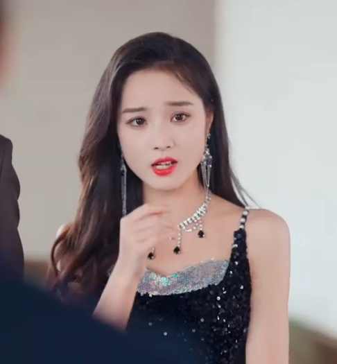 Kilau Rahasia Pewaris Wanita