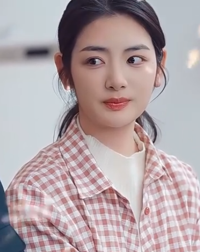 Cinta yang Berakar di Ladang