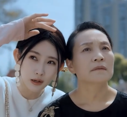 Istri Pria Terkaya Adalah Bos Besar