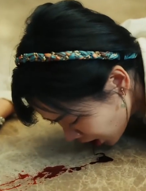 Musim Semi dan Luka Tersembunyi